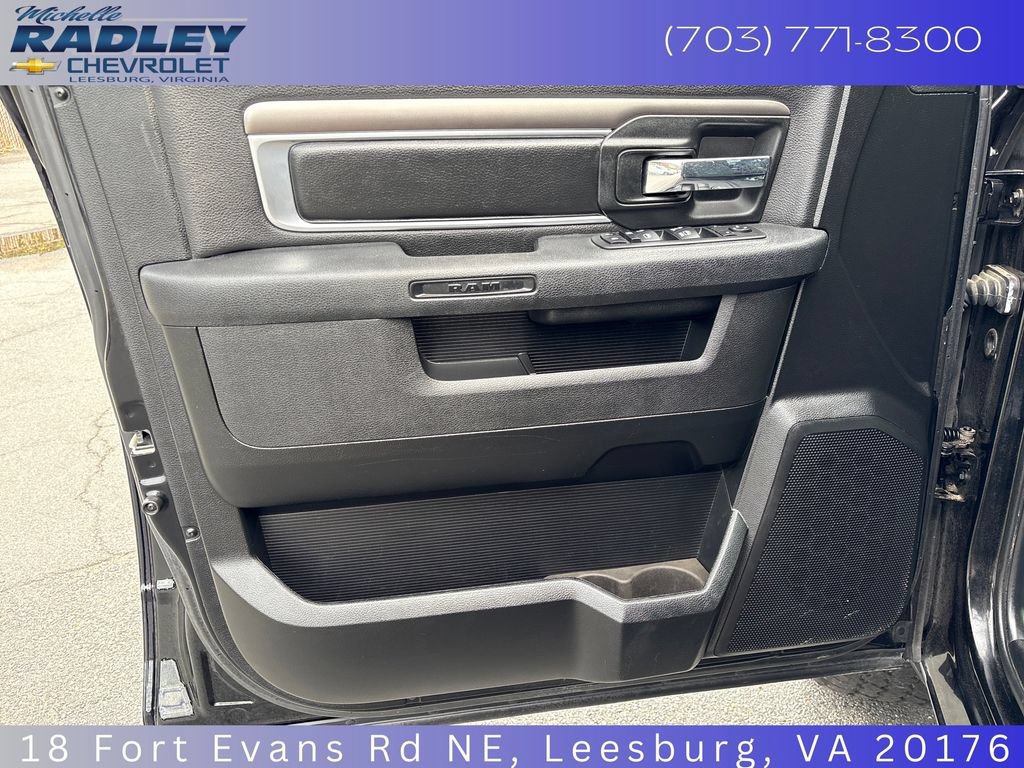 Used 2024 RAM 1500 Warlock AWD/4WD image 12