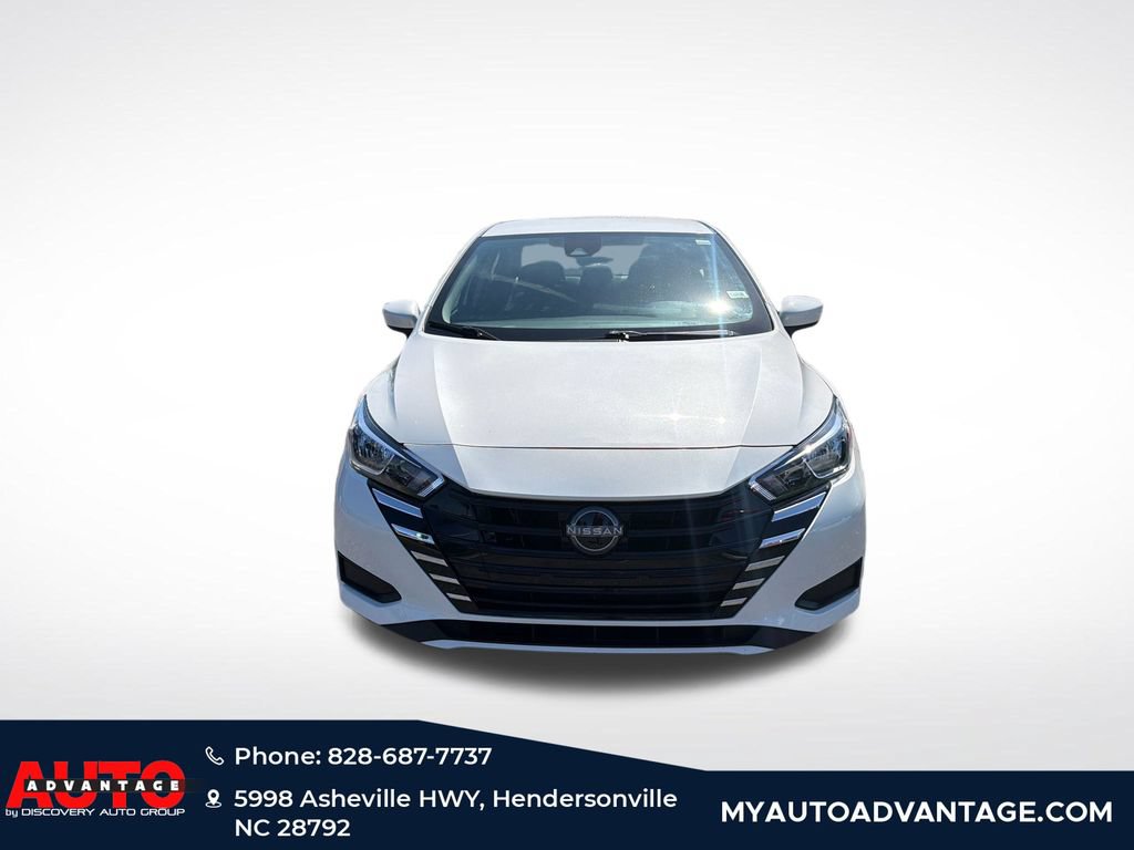 Used 2024 Nissan Versa SV w/ Trunk Package FWD image 8