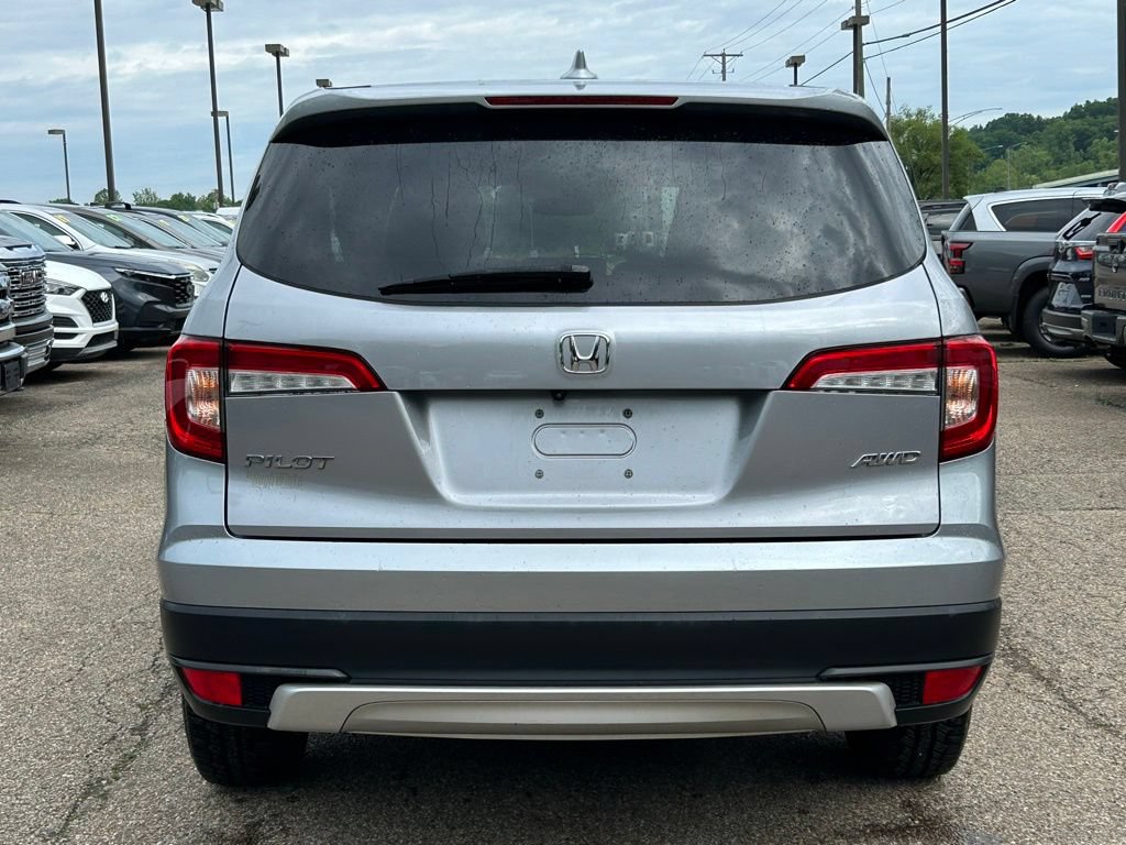 Used 2021 Honda Pilot EX image 4