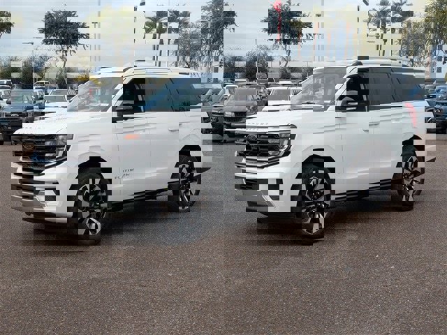 New 2026 Ford Expedition Platinum w/ Driver's Package image 25