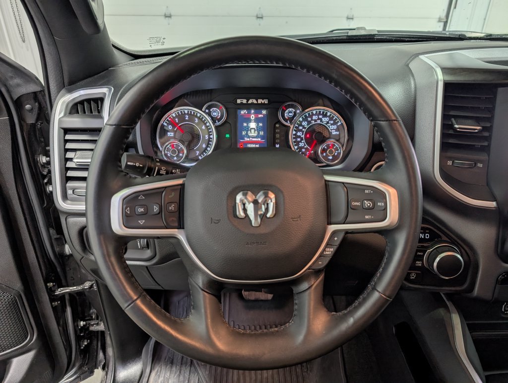 Used 2023 RAM 1500 Big Horn AWD/4WD image 17