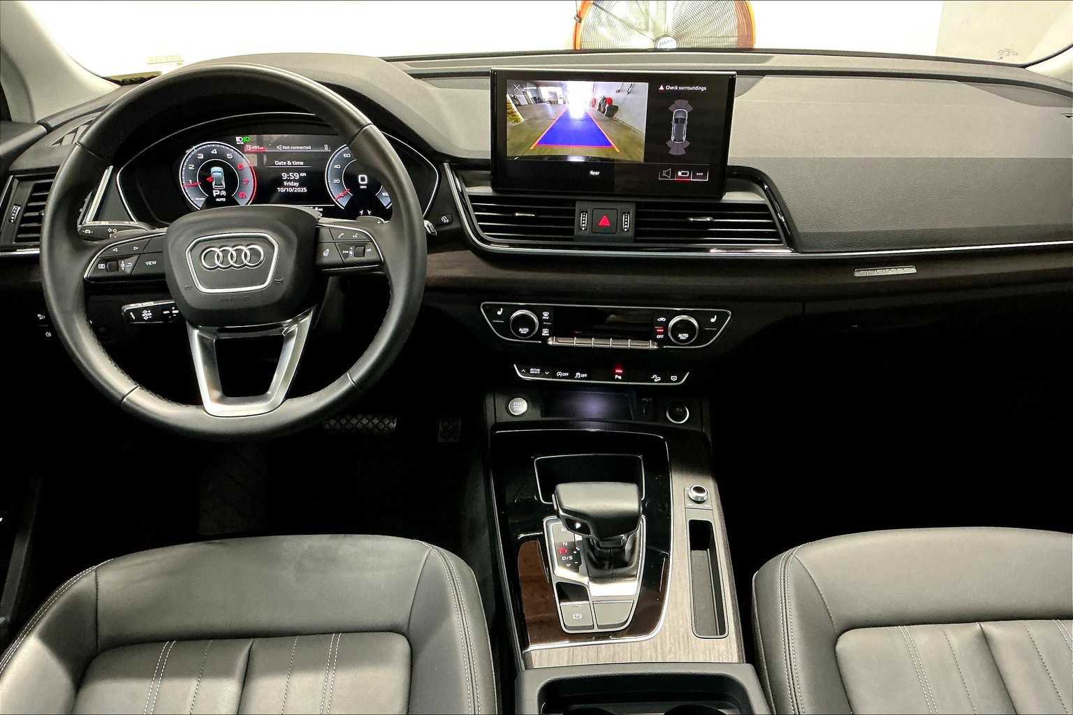 Used 2025 Audi Q5 2.0T Premium image 17