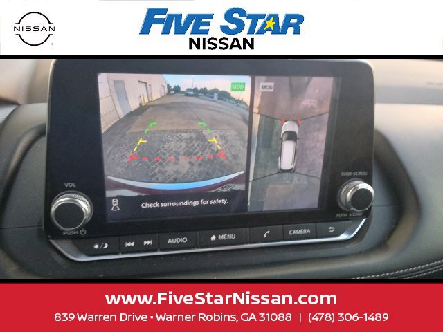 Used 2021 Nissan Rogue SV FWD image 14