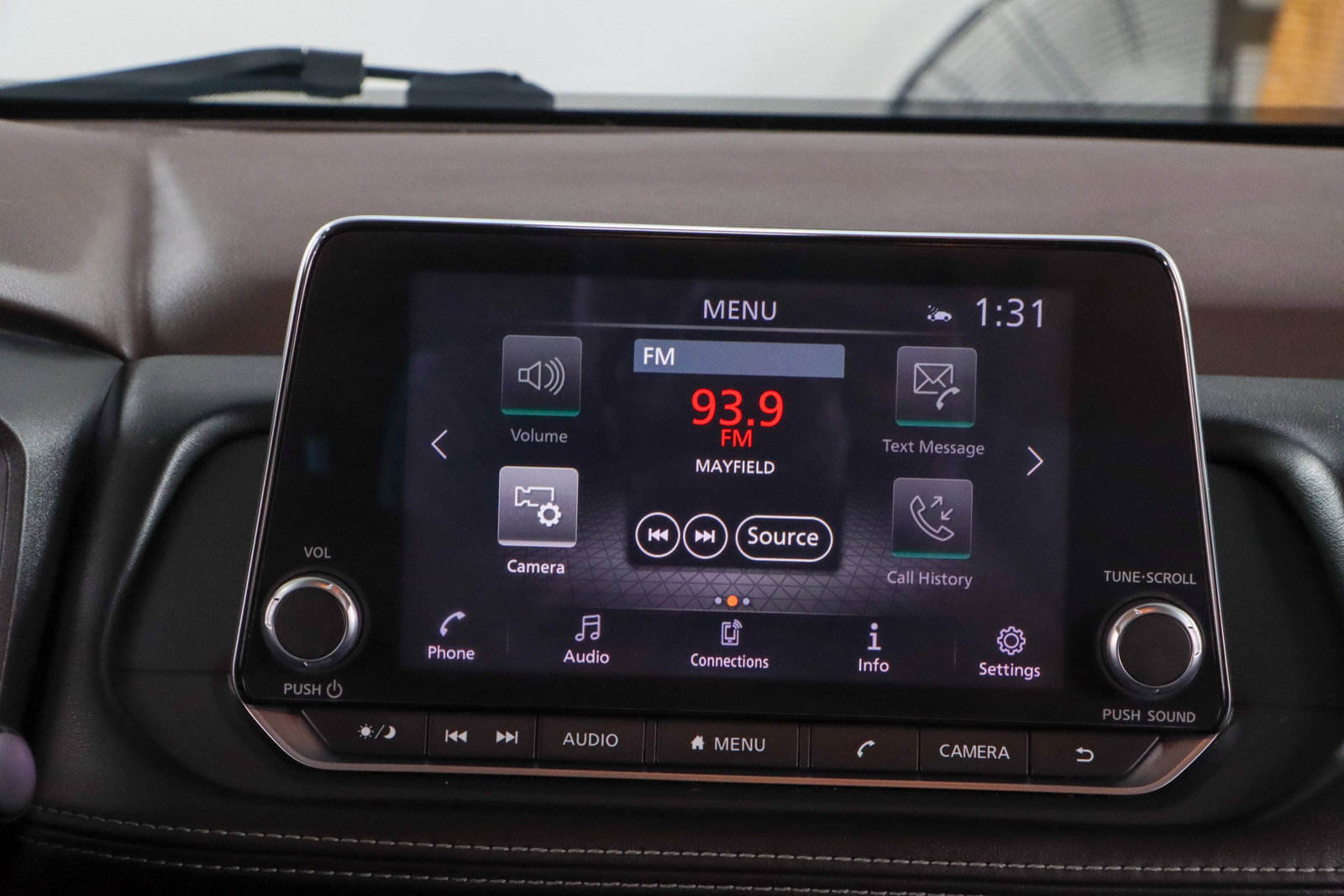 Used 2021 Nissan Rogue SV image 19