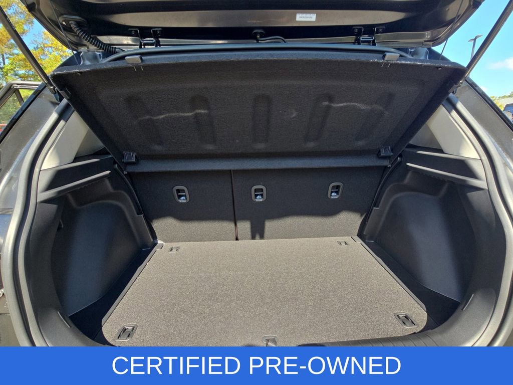 Used 2025 Hyundai Venue SEL FWD image 13