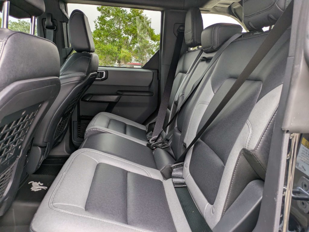 Used 2024 Ford Bronco Black Diamond AWD/4WD image 14