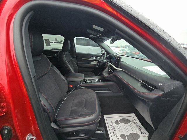 Used 2025 Ford Explorer ST w/ Sun And Sound Package image 20