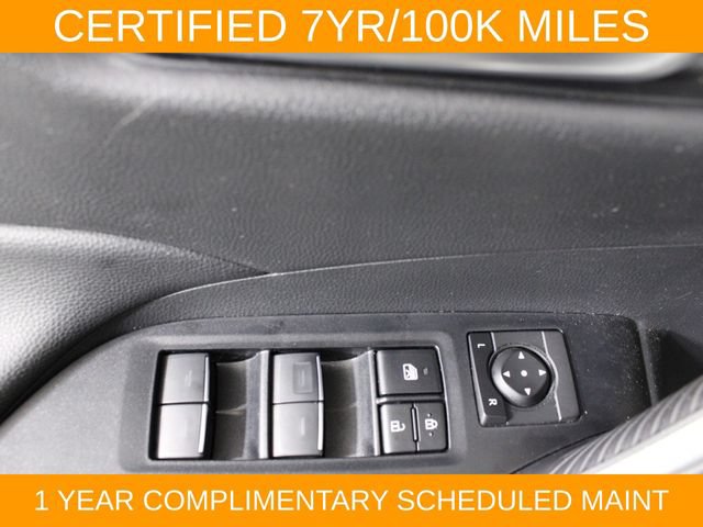 Used 2025 Toyota RAV4 XLE AWD/4WD image 17