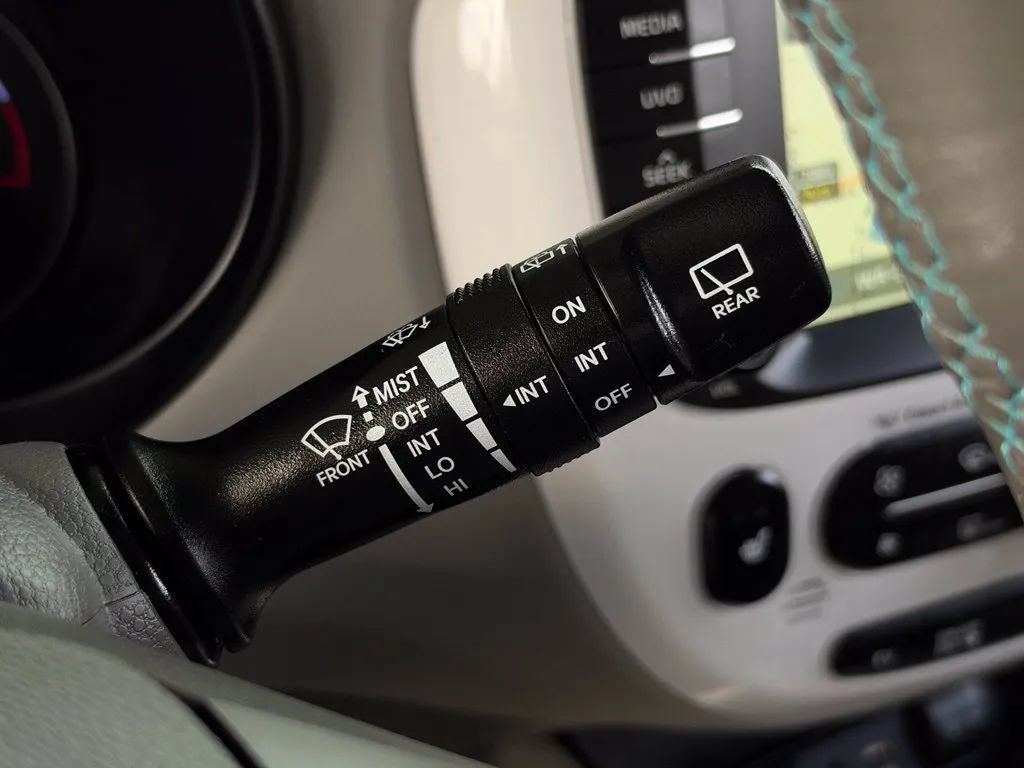 Used 2016 Kia Soul EV FWD image 26