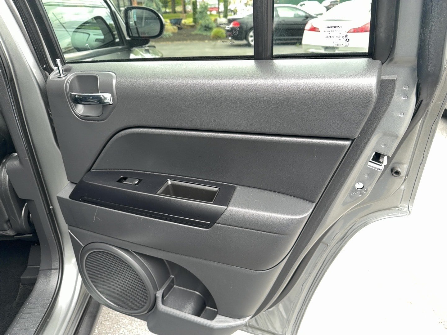 Used 2012 Jeep Compass Latitude AWD/4WD image 19
