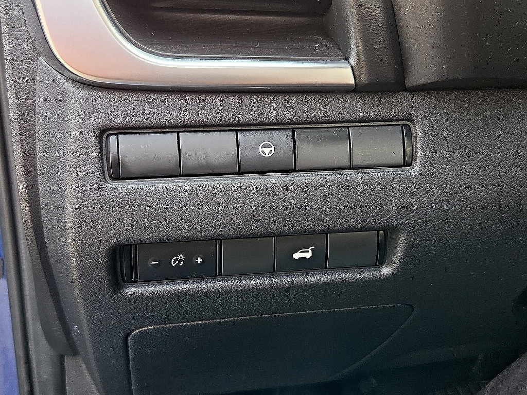 Used 2021 Nissan Rogue SL w/ Premium Package FWD image 18