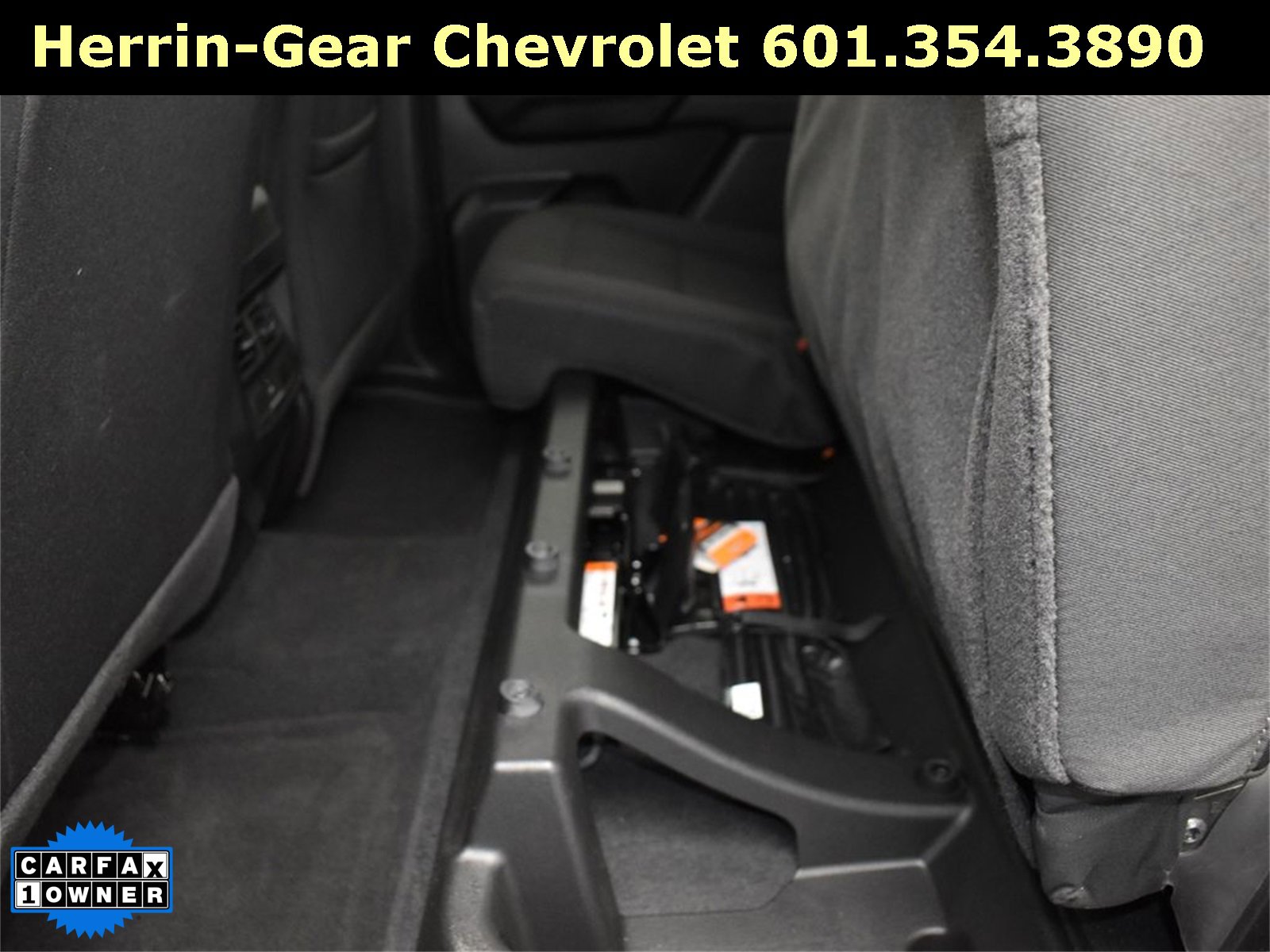 Used 2024 Chevrolet Colorado LT w/ LT Convenience Package II image 17