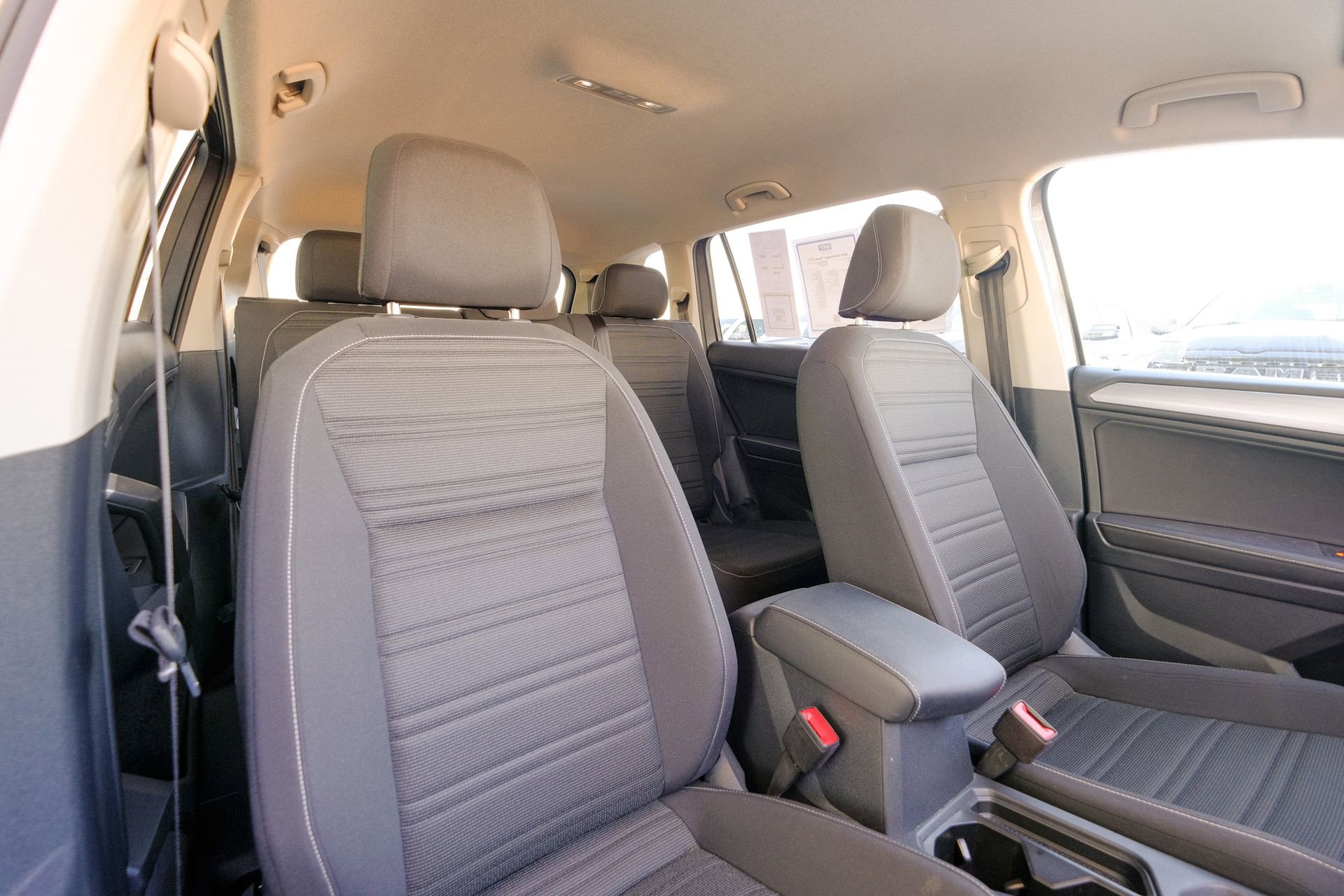 Used 2024 Volkswagen Tiguan S image 18