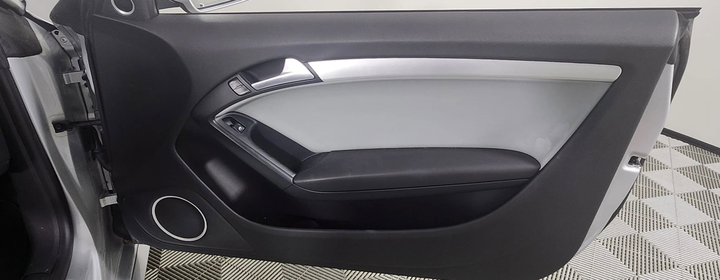 Used 2010 Audi S5 Prestige image 23