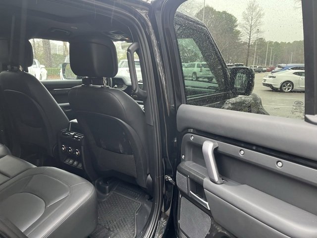 Certified 2024 Land Rover Defender 110 V8 image 12