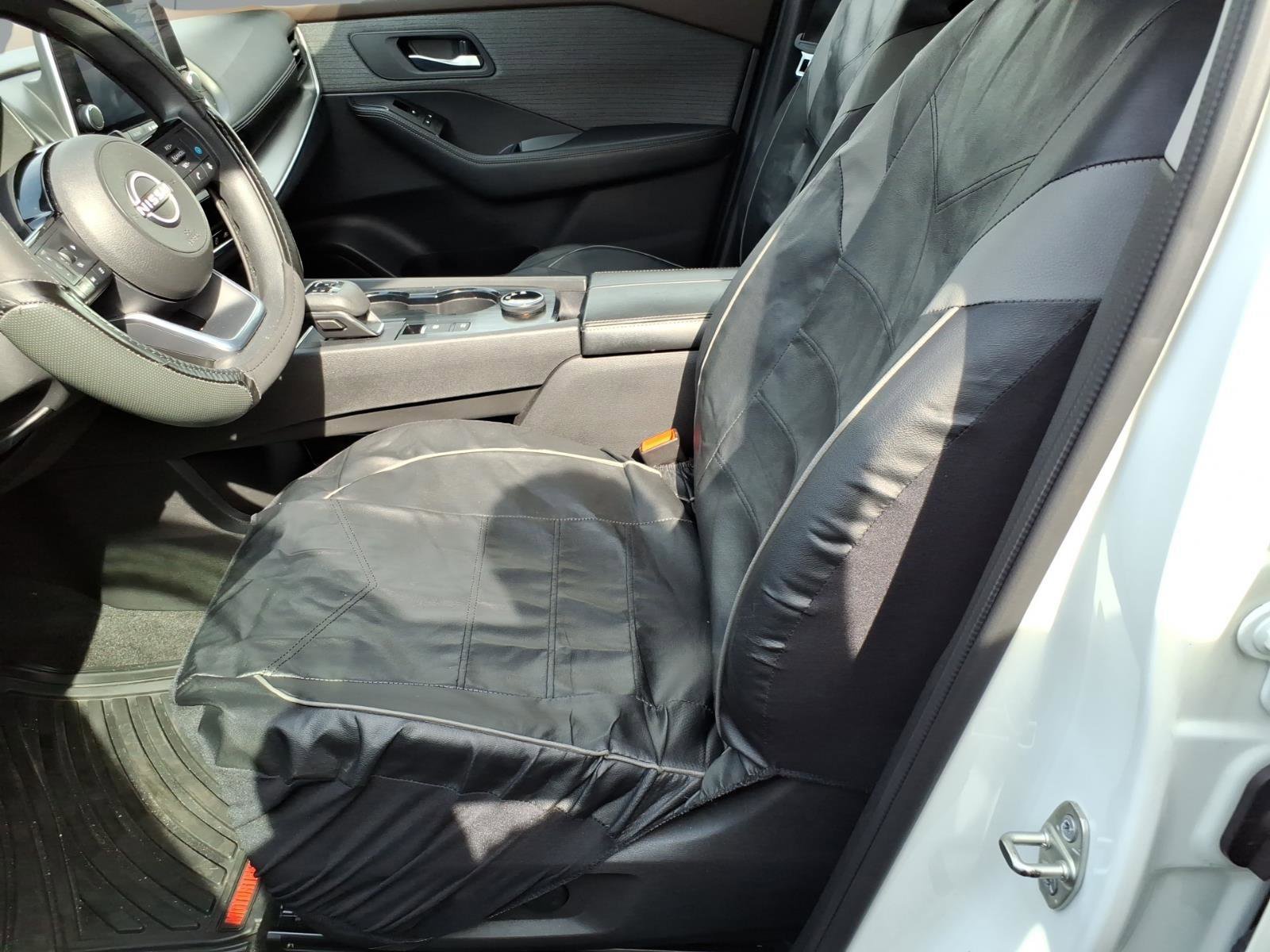 Used 2023 Nissan Rogue SV image 9