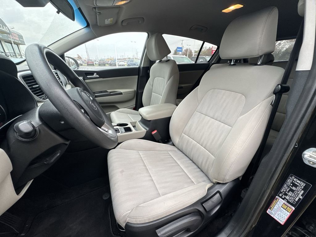 Used 2021 Kia Sportage LX image 17