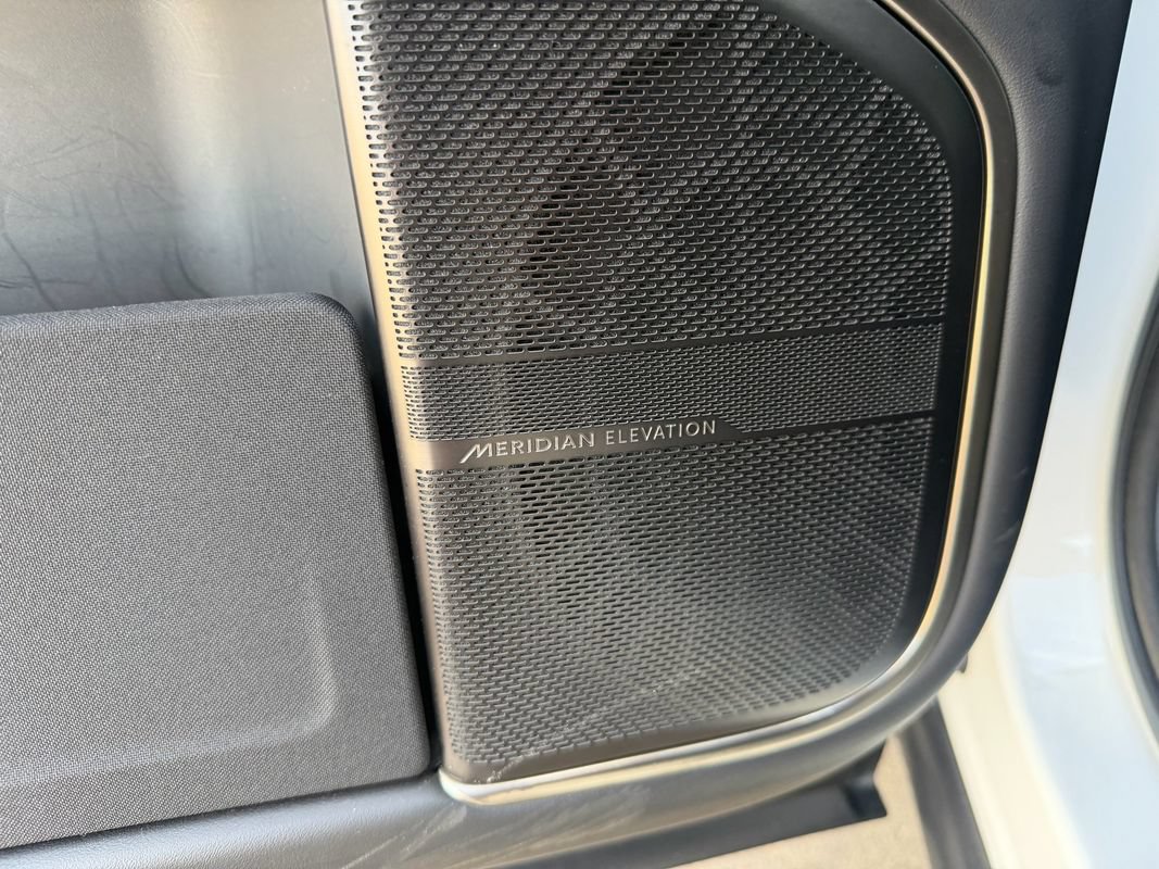 Used 2022 Rivian R1T Adventure AWD/4WD image 19