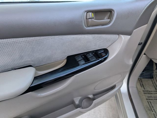 Used 2004 Toyota Sienna CE image 7