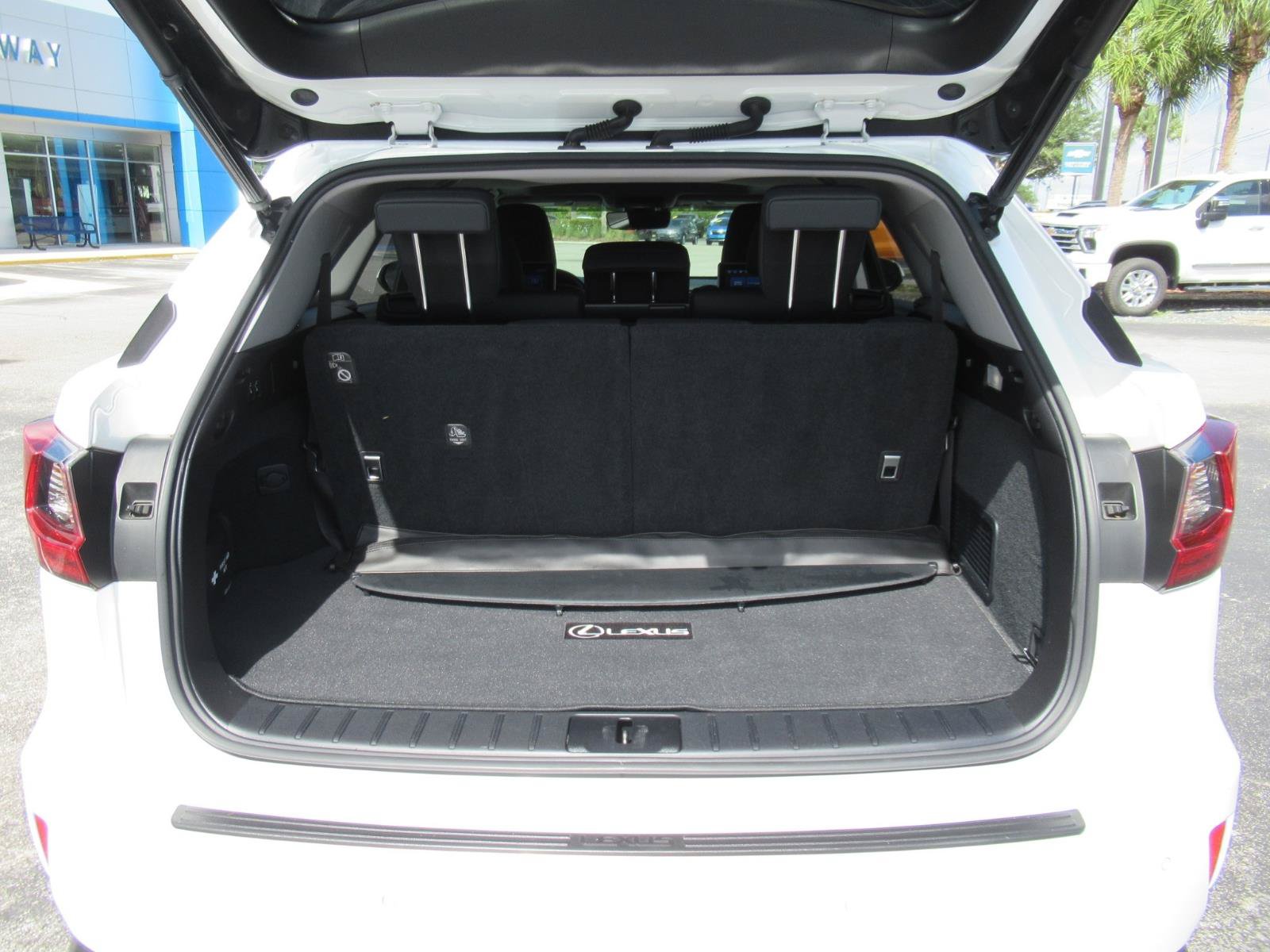 Used 2020 Lexus RX 350L FWD w/ Premium Package image 39