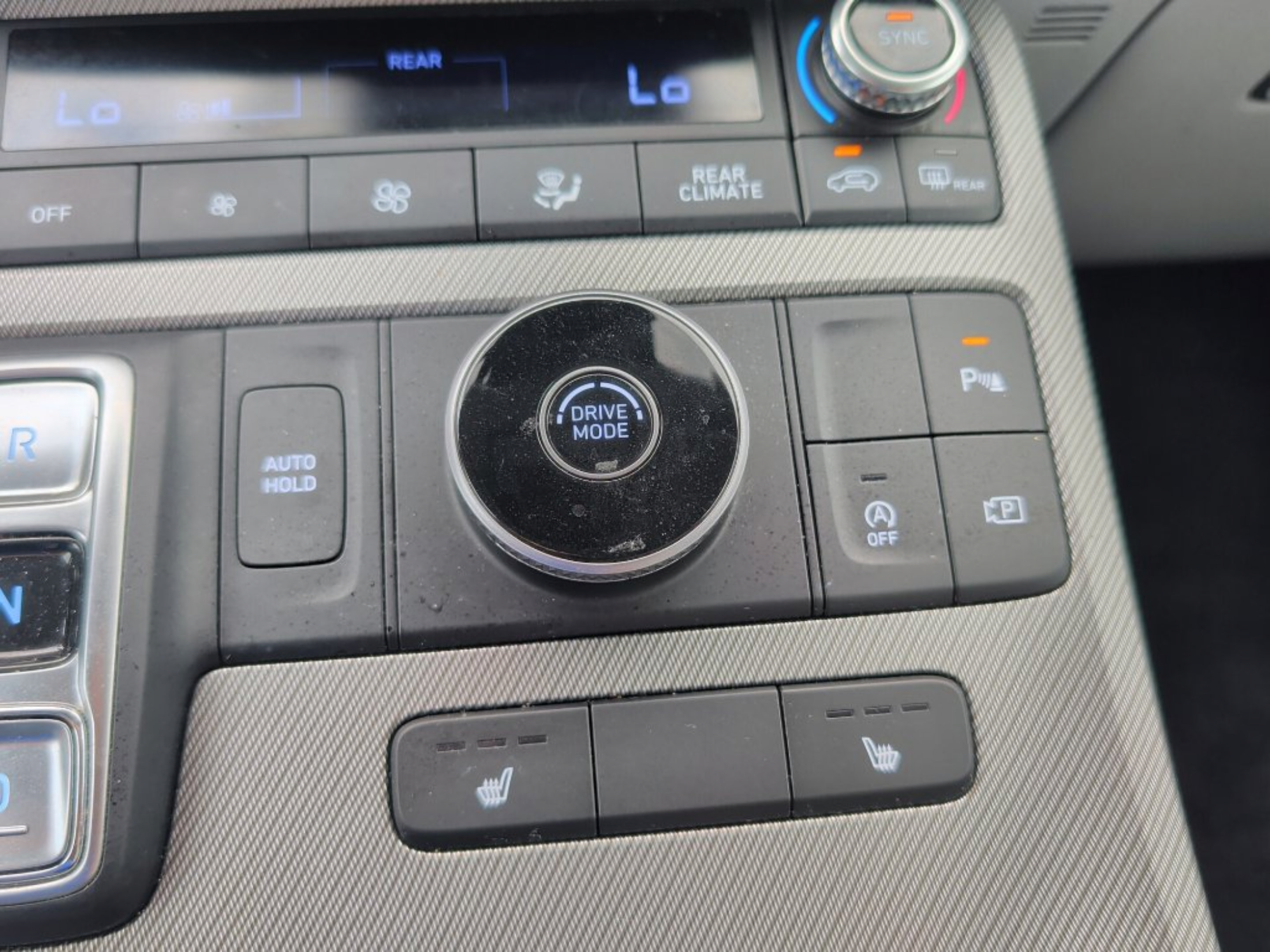 Used 2024 Hyundai Palisade SEL FWD image 27