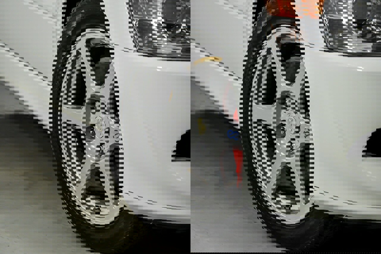 Used 2003 Mitsubishi Lancer Evolution image 4