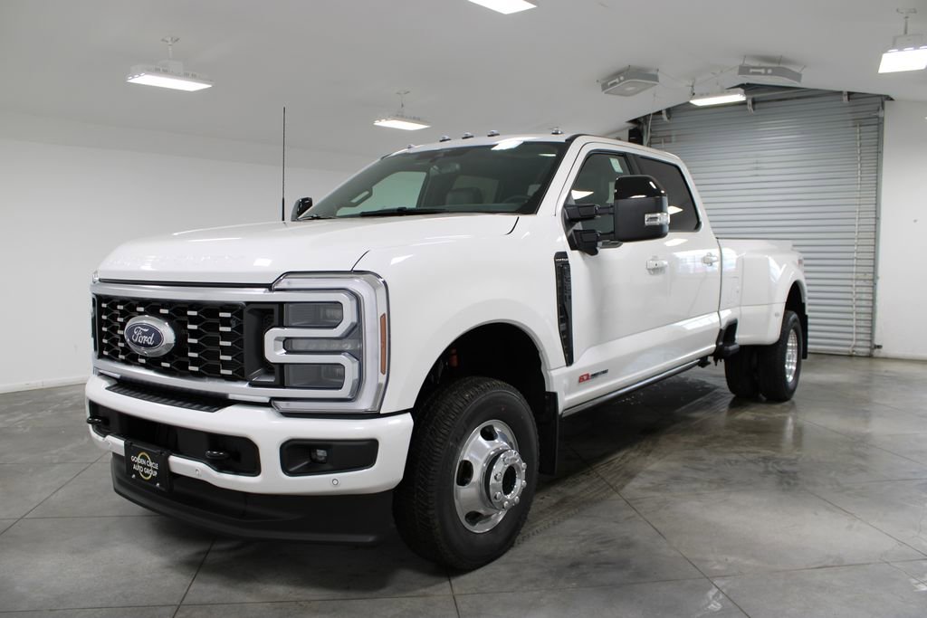New 2026 Ford F350 Platinum image 3