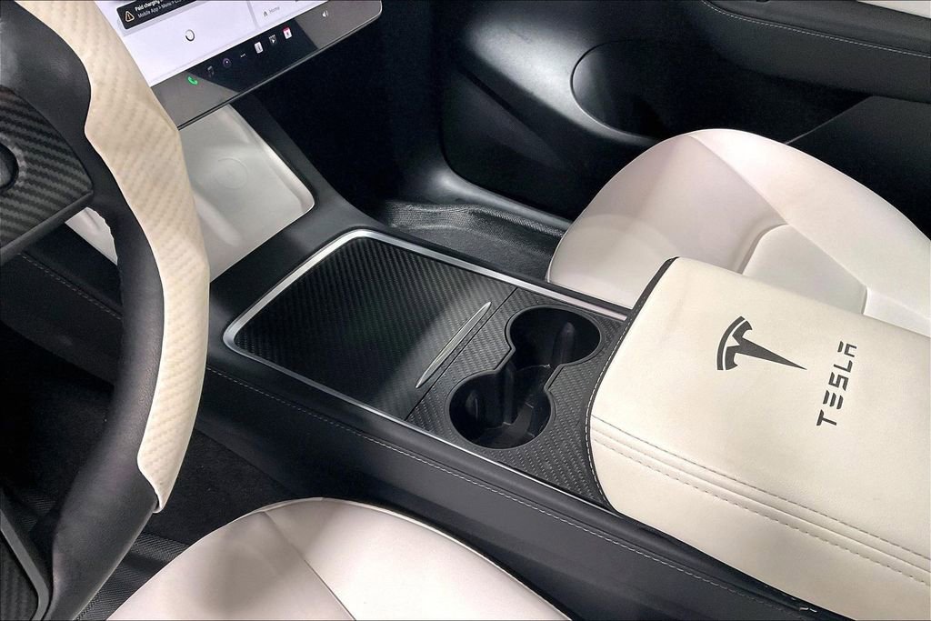 Used 2022 Tesla Model Y Performance image 17