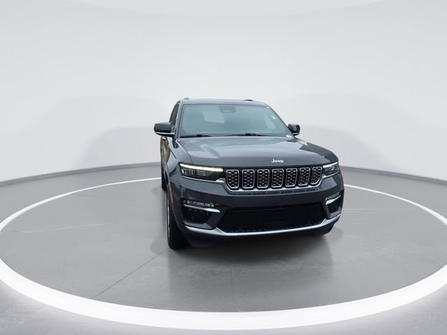 Used 2025 Jeep Grand Cherokee Summit AWD/4WD image 2