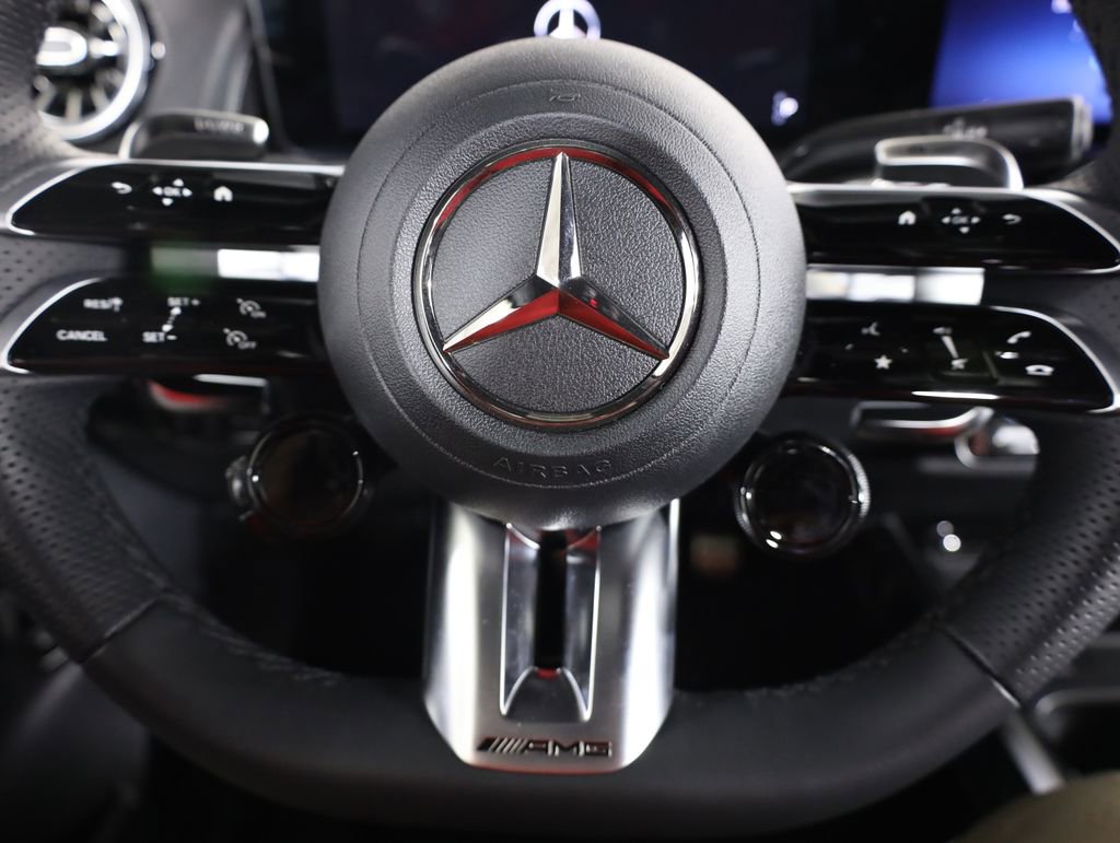 Certified 2025 Mercedes-Benz GLB 35 AMG 4MATIC image 18