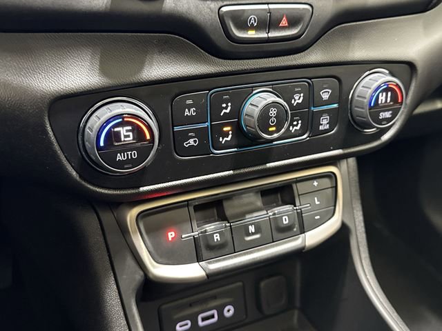 Certified 2023 GMC Terrain Denali image 21