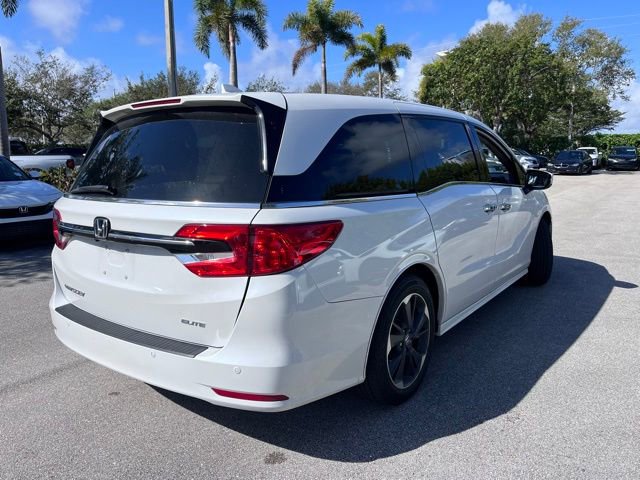 Used 2023 Honda Odyssey Elite image 4