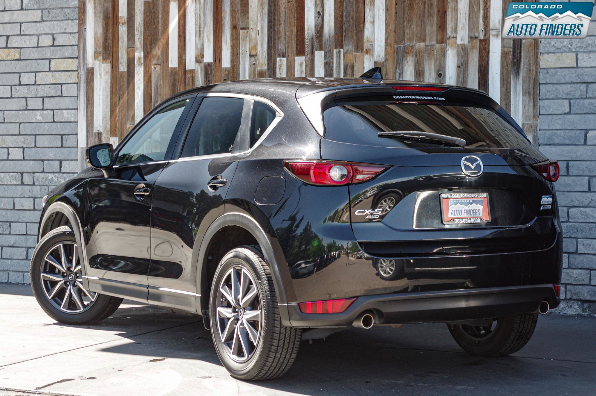 Used 2018 MAZDA CX-5 Touring w/ Preferred Equipment Package AWD/4WD image 4