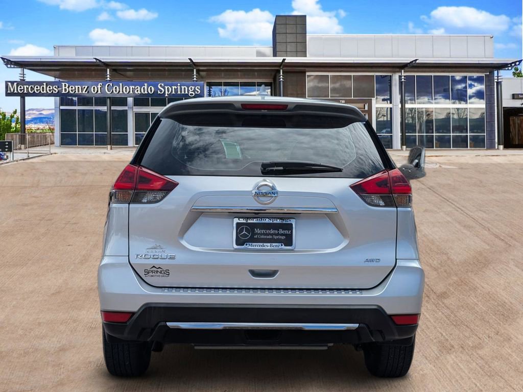 Used 2018 Nissan Rogue S image 6