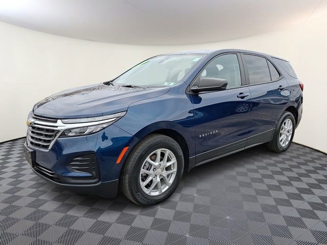 Certified 2023 Chevrolet Equinox LS w/ LS Convenience Package image 3