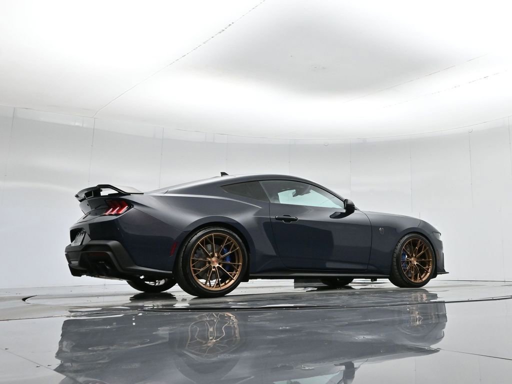 Used 2025 Ford Mustang Dark Horse image 43