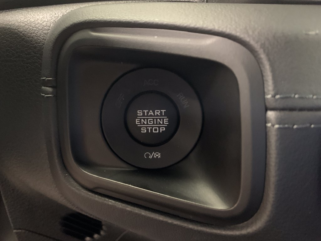 Used 2024 Jeep Wrangler Unlimited Rubicon AWD/4WD image 25