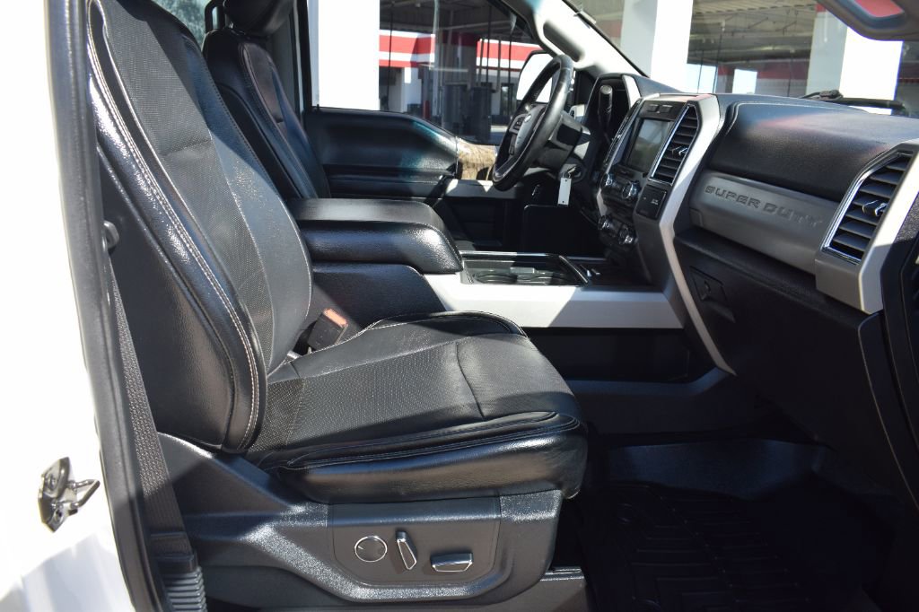 Used 2017 Ford F250 Lariat w/ FX4 Off-Road Package AWD/4WD image 15
