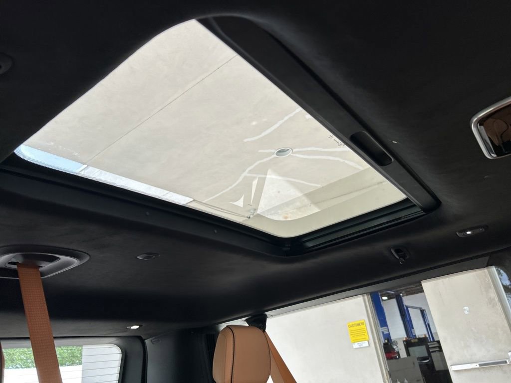 Used 2025 Jeep Grand Wagoneer L Series III w/ Rear Seat Video Group 1 image 48