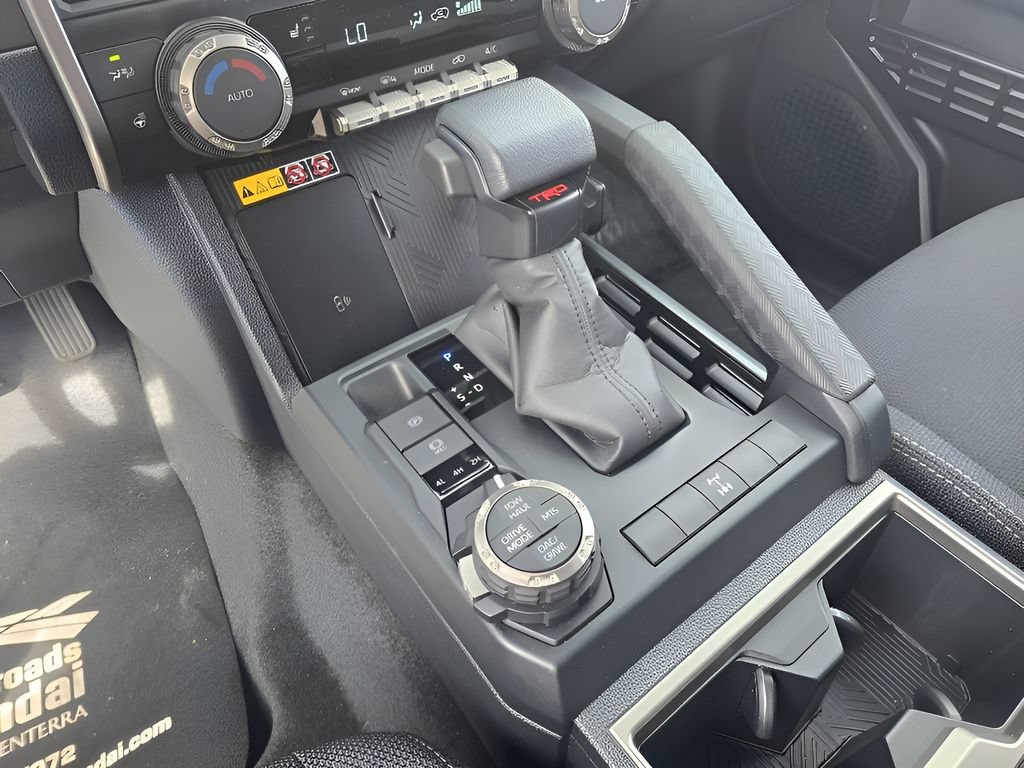 Used 2025 Toyota 4Runner TRD Off-Road AWD/4WD image 20