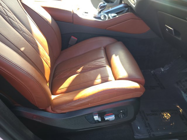 Used 2023 BMW X6 xDrive40i w/ Executive Package AWD/4WD image 39