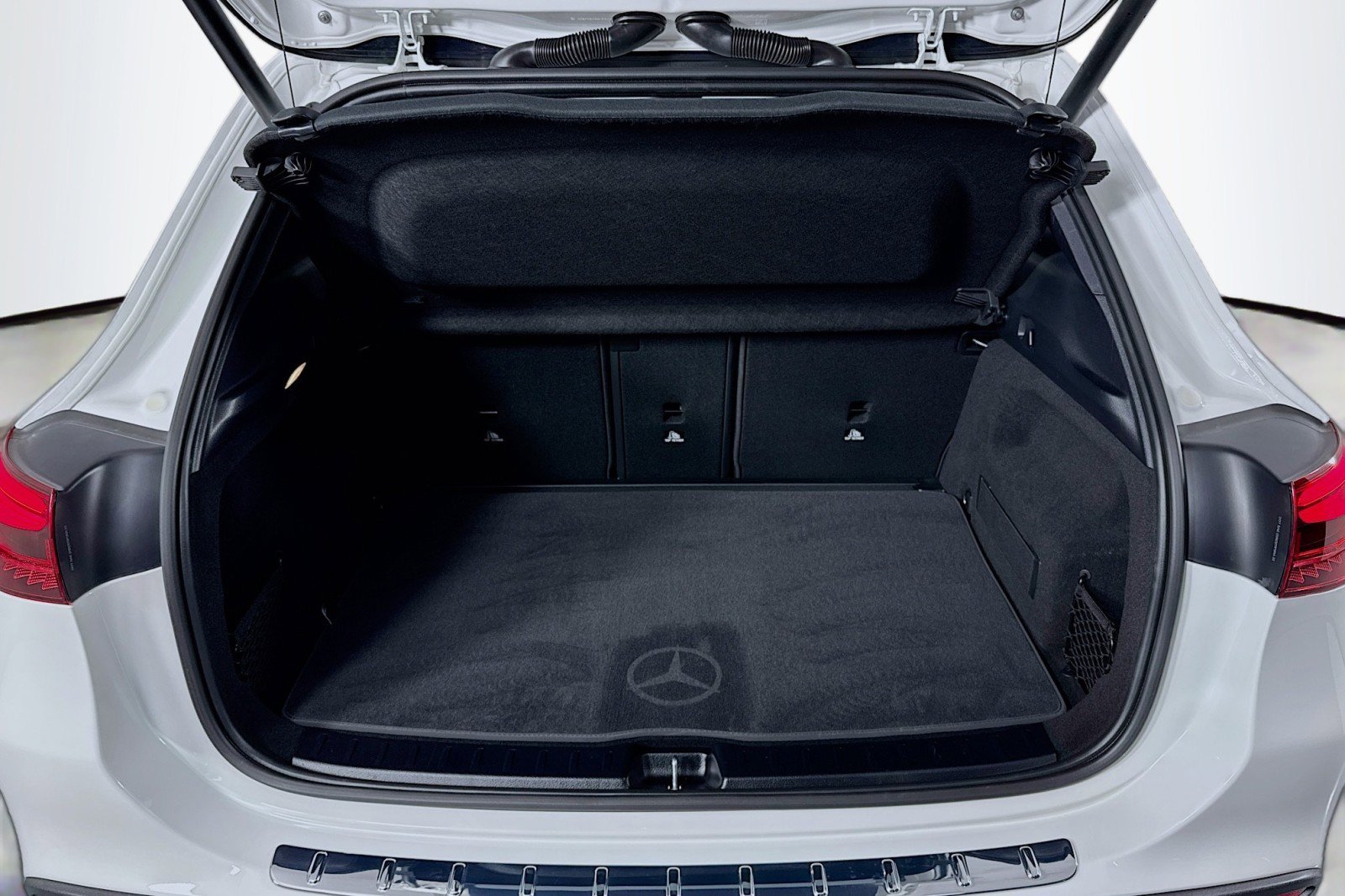 Certified 2026 Mercedes-Benz GLA 250 4MATIC image 22