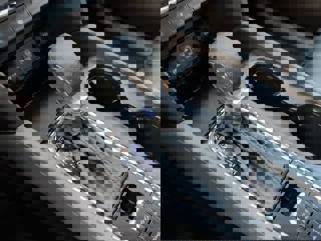 Used 2020 Hyundai Santa Fe SEL image 28