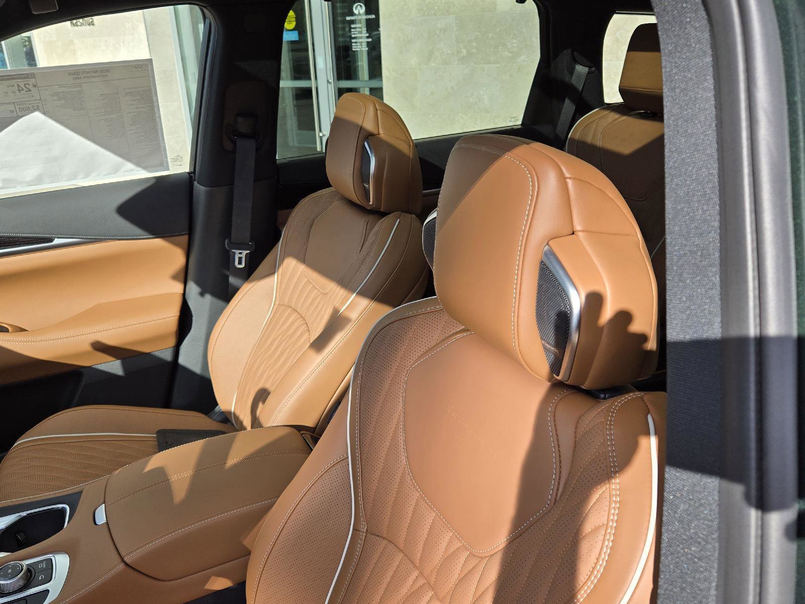 New 2026 INFINITI QX60 Autograph w/ Dark Cargo Package image 7