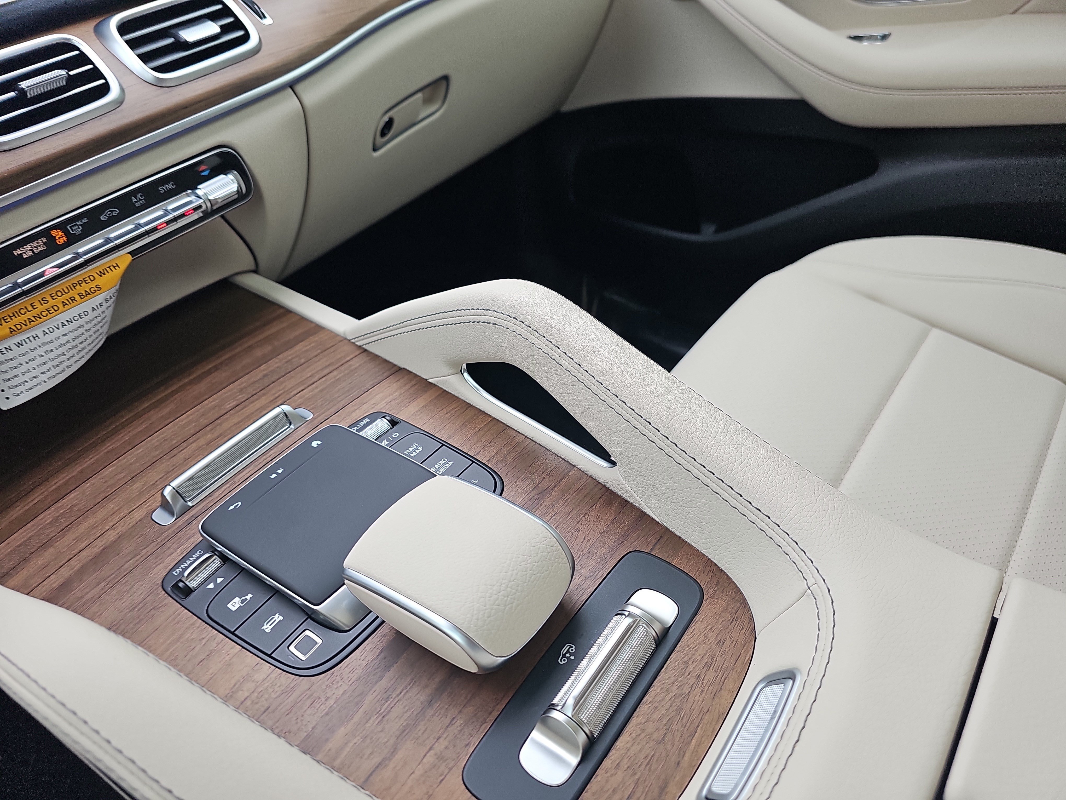 Certified 2026 Mercedes-Benz GLS 450 4MATIC image 28