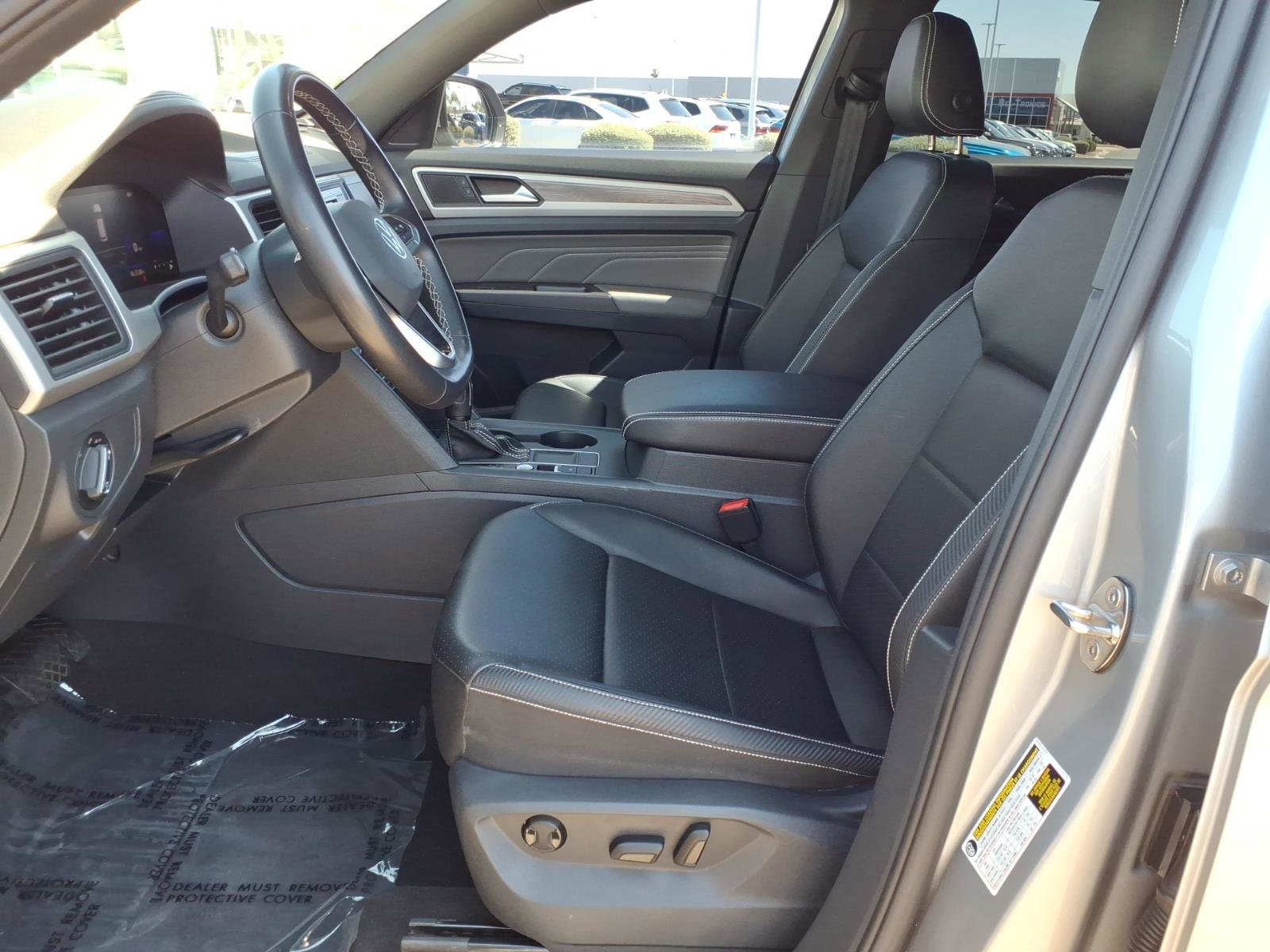 Certified 2023 Volkswagen Atlas Cross Sport SE FWD image 19
