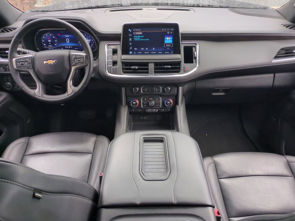 Used 2024 Chevrolet Suburban LT image 14