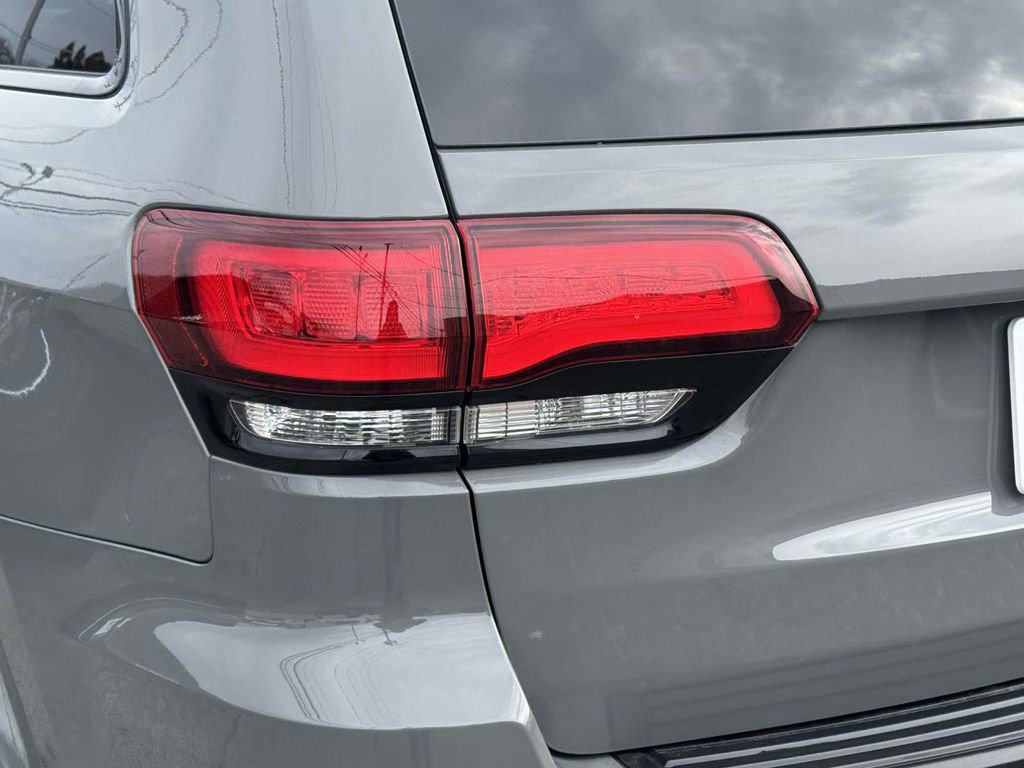 Used 2020 Jeep Grand Cherokee Altitude image 8