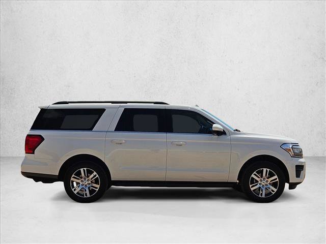 Used 2024 Ford Expedition Max XLT AWD/4WD image 4