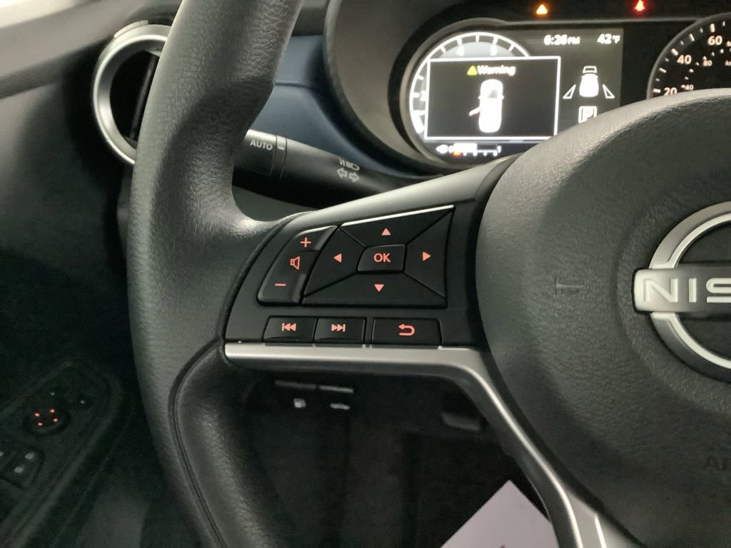 Used 2025 Nissan Versa SV w/ Trunk Package image 21